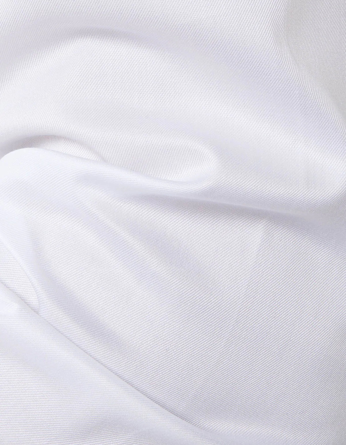 ID25246-Xacus White Tailor Fit Travel Shirt