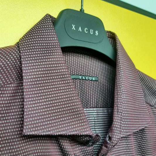 ID96113 Xacus Maroon Neat Pattern