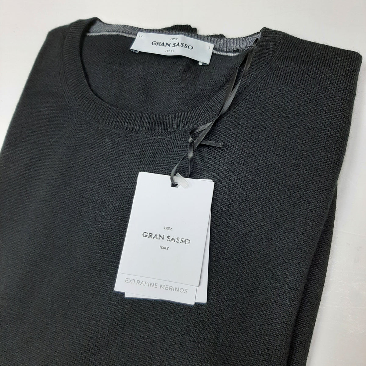 ID80258-Gran Sasso Black Merino Crew Neck