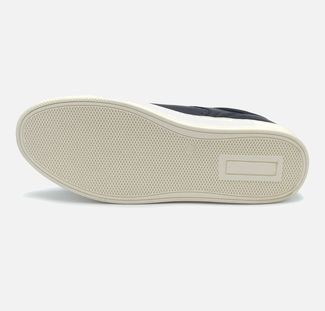 ID25476-Barker Navy Skylar Trainer