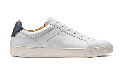 ID25388-Barker White Skylar Trainer
